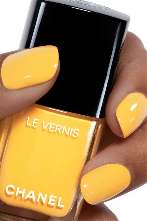 chanel le vernis longwear nail colour giallo napoli|chanel 505 nail polish.